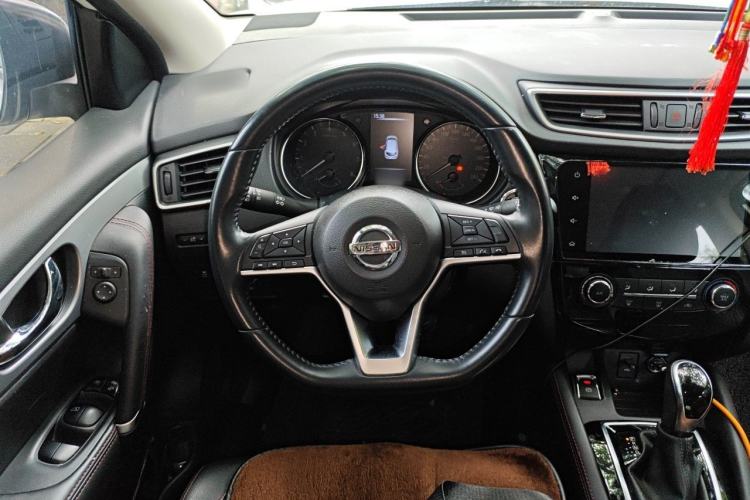 Used Nissan Qashqai 2019 2.0L CVT Luxury Edition Steering Wheel