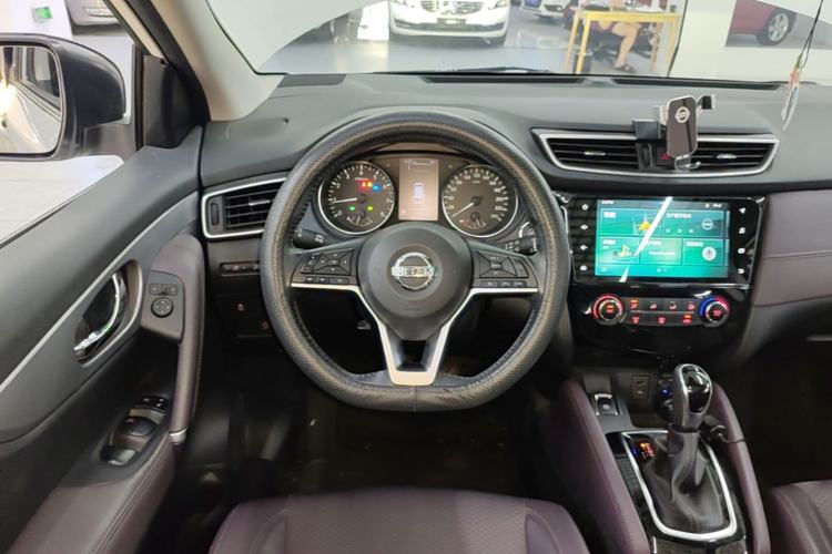Used Nissan Qashqai 2019 2.0L CVT Luxury Edition Steering Wheel