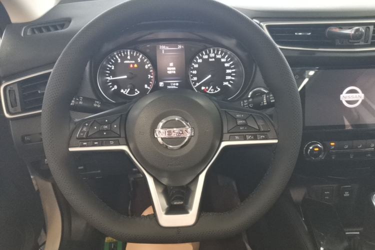 Used Nissan Qashqai 2019 2.0L CVT Luxury Edition Steering Wheel