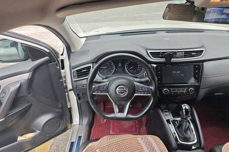 Used Nissan Qashqai 2019 2.0L CVT Luxury Edition Steering Wheel