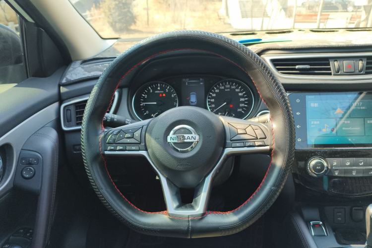 Used Nissan Qashqai 2019 2.0L CVT Luxury Edition Steering Wheel