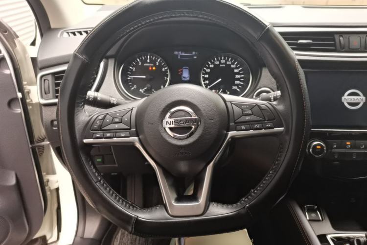 Used Nissan Qashqai 2019 2.0L CVT Luxury Edition Steering Wheel