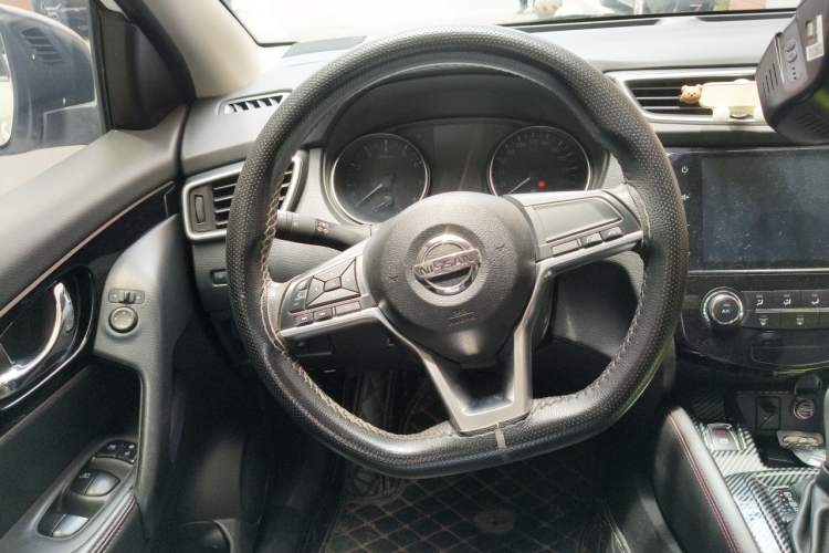 Used Nissan Qashqai 2019 2.0L CVT Smart Enjoyment Version Steering Wheel