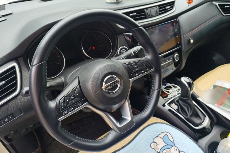 Used Nissan Qashqai 2019 2.0L CVT Luxury Edition Steering Wheel