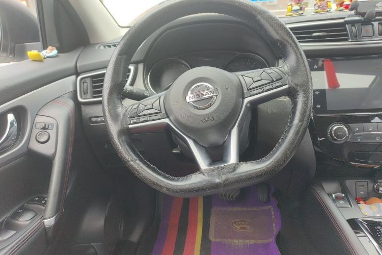 Used Nissan Qashqai 2019 2.0L CVT Luxury Edition Steering Wheel