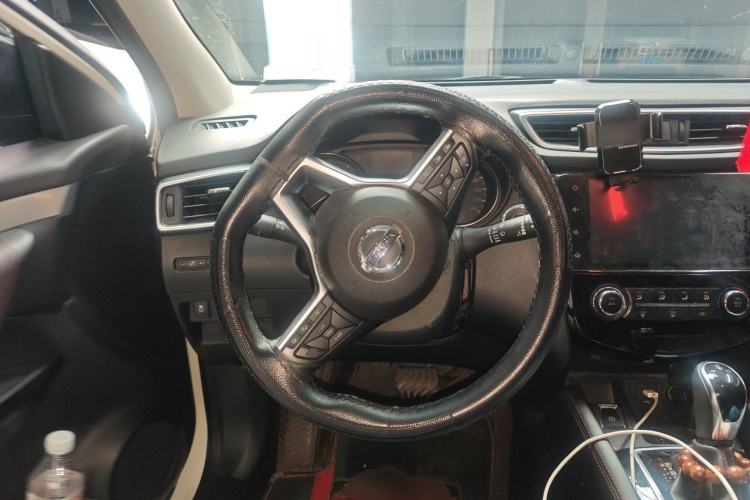Used Nissan Qashqai 2019 2.0L CVT Luxury Edition Steering Wheel
