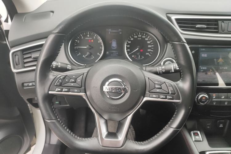 Used Nissan Qashqai 2019 2.0L CVT Luxury Edition Steering Wheel