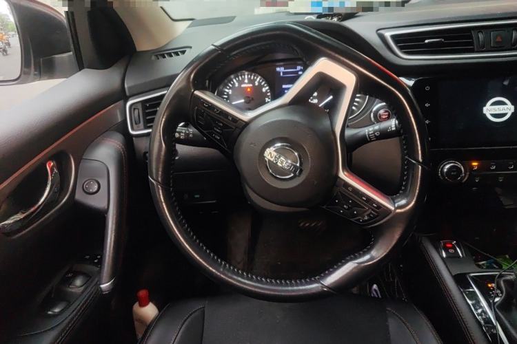 Used Nissan Qashqai 2019 2.0L CVT Luxury Edition Steering Wheel