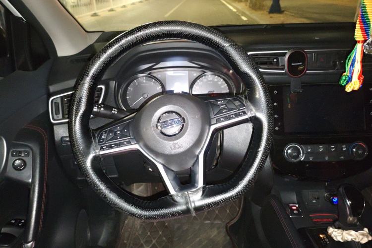 Used Nissan Qashqai 2019 2.0L CVT Luxury Edition Steering Wheel