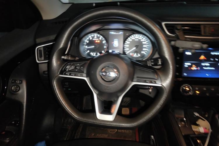 Used Nissan Qashqai 2019 2.0L CVT Smart Enjoyment Version Steering Wheel