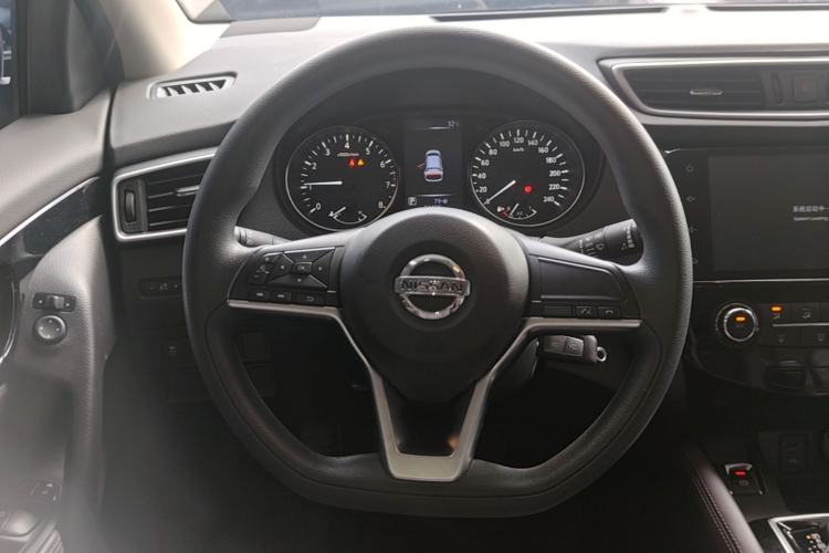 Used Nissan Qashqai 2019 2.0L CVT Smart Enjoyment Version Steering Wheel