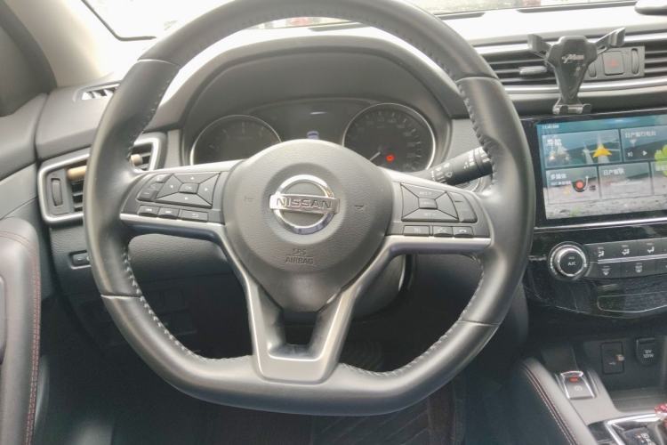 Used Nissan Qashqai 2019 2.0L CVT Luxury Edition Steering Wheel