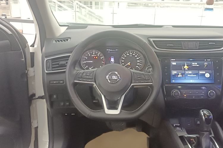 Used Nissan Qashqai 2019 2.0L CVT Luxury Edition Steering Wheel