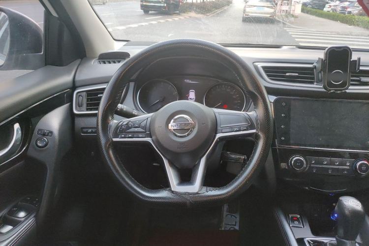 Used Nissan Qashqai 2019 2.0L CVT Smart Enjoyment Version Steering Wheel