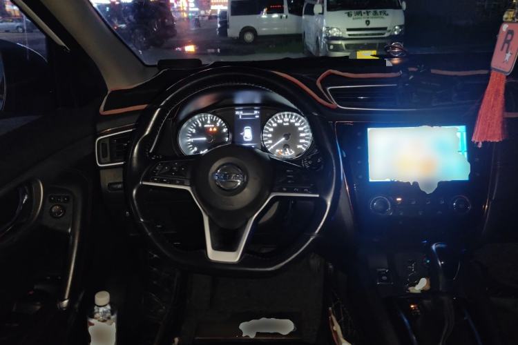 Used Nissan Qashqai 2019 2.0L CVT Luxury Edition Steering Wheel