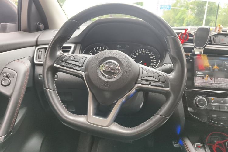 Used Nissan Qashqai 2019 2.0L CVT Luxury Edition Steering Wheel