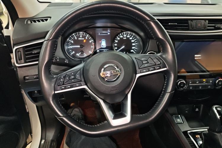 Used Nissan Qashqai 2019 2.0L CVT Luxury Edition Steering Wheel