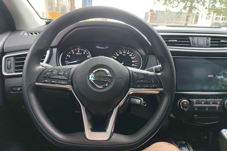 Used Nissan Qashqai 2019 2.0L CVT Smart Enjoyment Version Steering Wheel