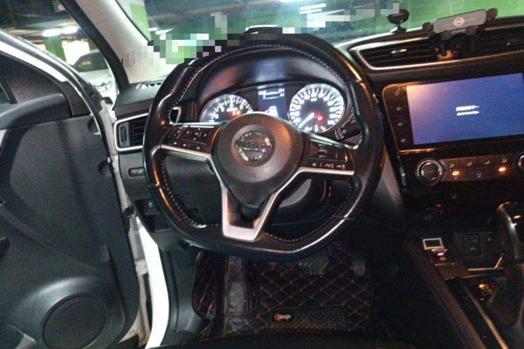 Used Nissan Qashqai 2019 2.0L CVT Luxury Edition Steering Wheel