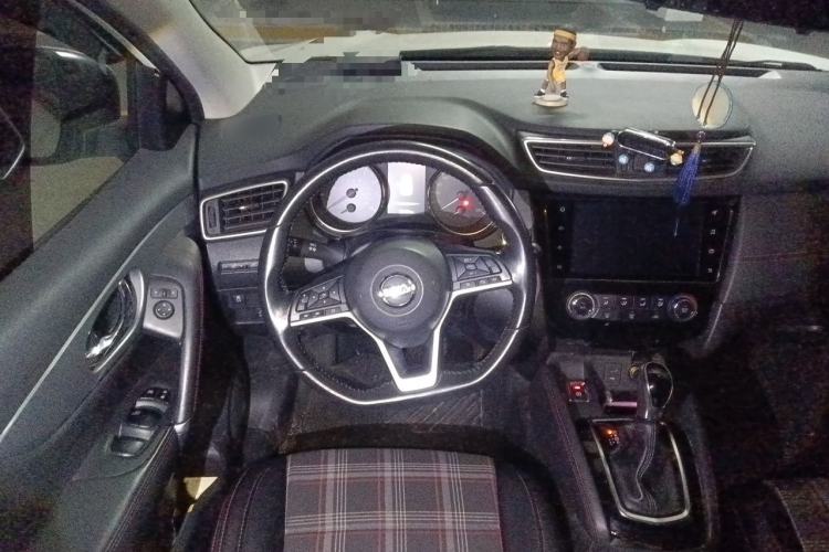 Used Nissan Qashqai 2019 2.0L CVT Luxury Edition Steering Wheel