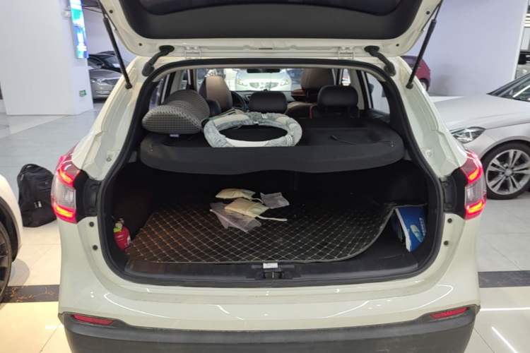 Used Nissan Qashqai 2019 2.0L CVT Luxury Edition Trunk