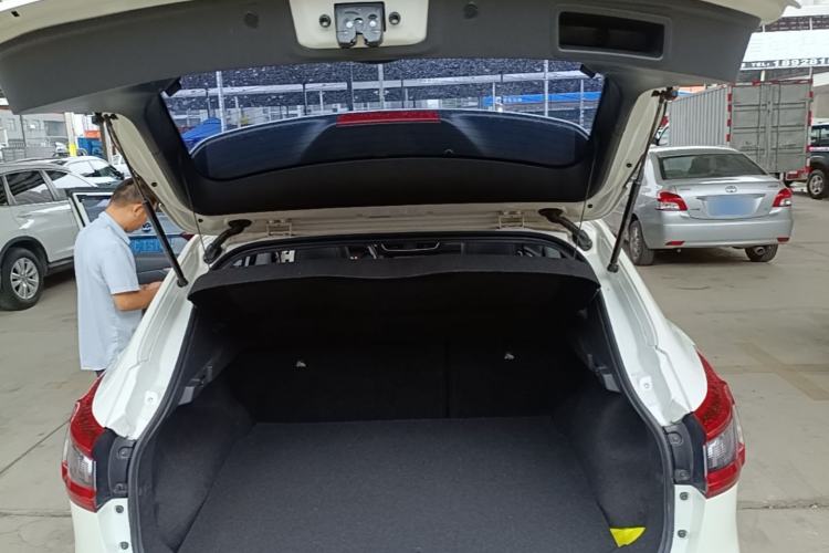 Used Nissan Qashqai 2019 2.0L CVT Luxury Edition Trunk