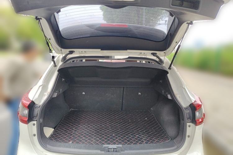Used Nissan Qashqai 2019 2.0L CVT Luxury Edition Trunk