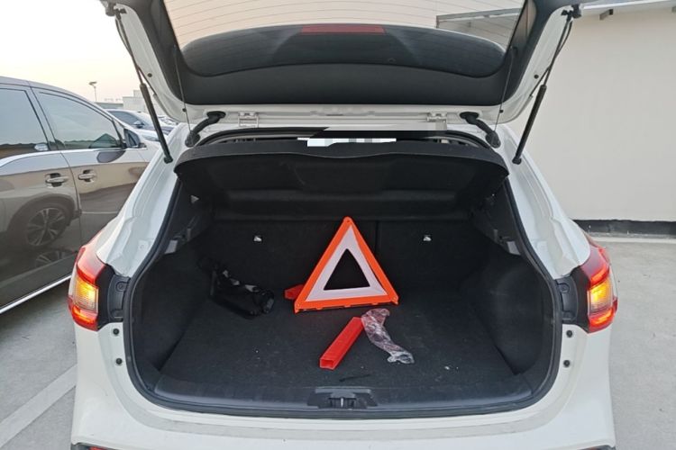 Used Nissan Qashqai 2019 2.0L CVT Luxury Edition Trunk