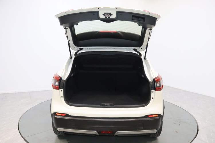 Used Nissan Qashqai 2019 2.0L CVT Smart Enjoyment Version Trunk