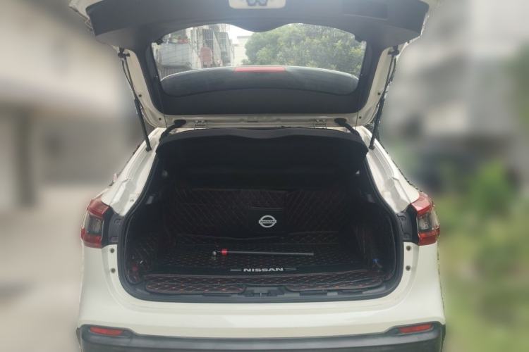 Used Nissan Qashqai 2019 2.0L CVT Luxury Edition Trunk