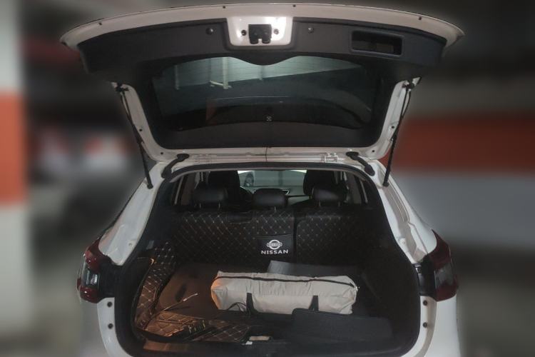 Used Nissan Qashqai 2019 2.0L CVT Luxury Edition Trunk