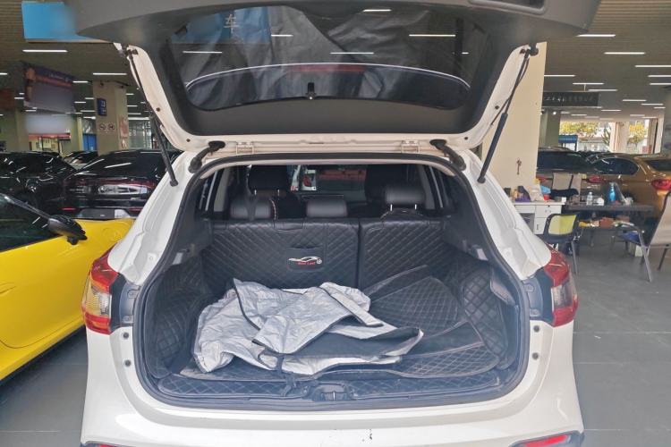 Used Nissan Qashqai 2019 2.0L CVT Luxury Edition Trunk