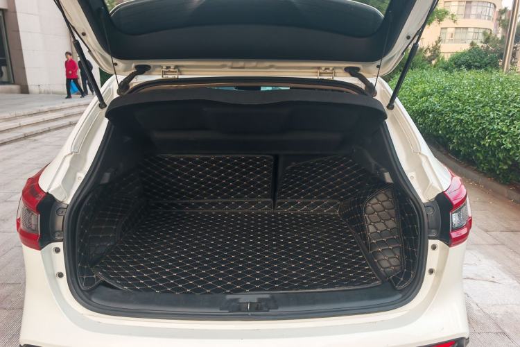 Used Nissan Qashqai 2019 2.0L CVT Smart Enjoyment Version Trunk