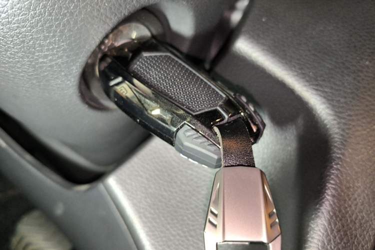 Used Nissan Qashqai 2019 2.0L CVT Smart Enjoyment Version Vehicle Key