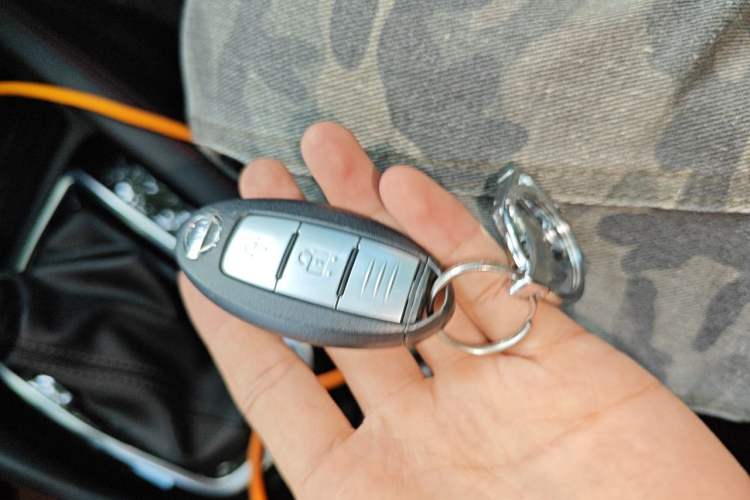 Used Nissan Qashqai 2019 2.0L CVT Luxury Edition Vehicle Key