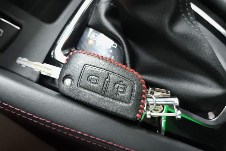 Used Nissan Qashqai 2019 2.0L CVT Smart Enjoyment Version Vehicle Key