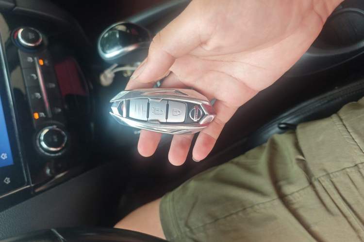Used Nissan Qashqai 2019 2.0L CVT Luxury Edition Vehicle Key