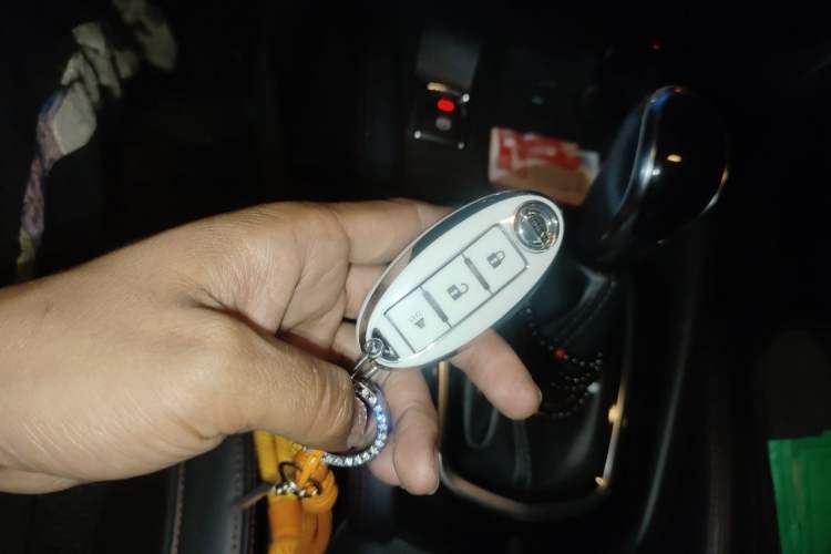 Used Nissan Qashqai 2019 2.0L CVT Luxury Edition Vehicle Key