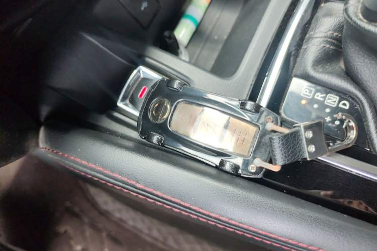 Used Nissan Qashqai 2019 2.0L CVT Luxury Edition Vehicle Key