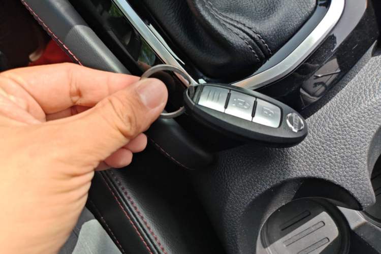 Used Nissan Qashqai 2019 2.0L CVT Luxury Edition Vehicle Key