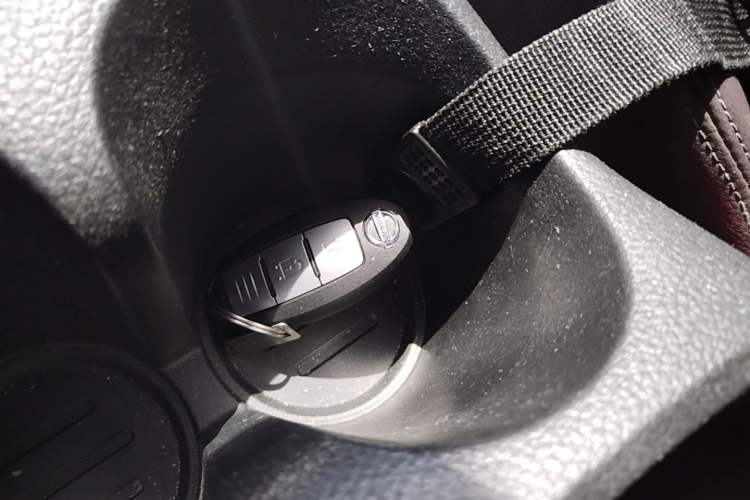 Used Nissan Qashqai 2019 2.0L CVT Luxury Edition Vehicle Key