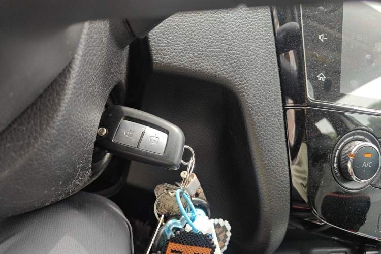 Used Nissan Qashqai 2019 2.0L CVT Smart Enjoyment Version Vehicle Key