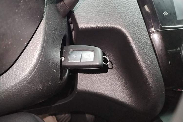 Used Nissan Qashqai 2019 2.0L CVT Smart Enjoyment Version Vehicle Key