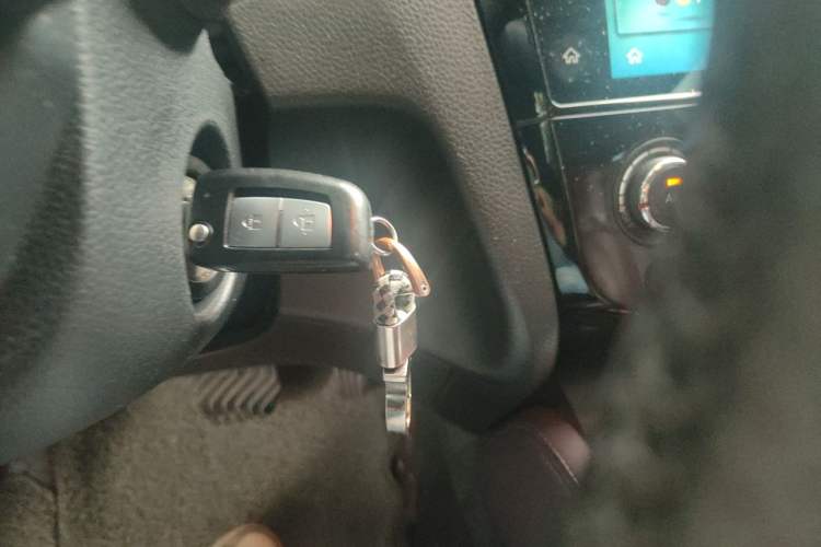 Used Nissan Qashqai 2019 2.0L CVT Smart Enjoyment Version Vehicle Key