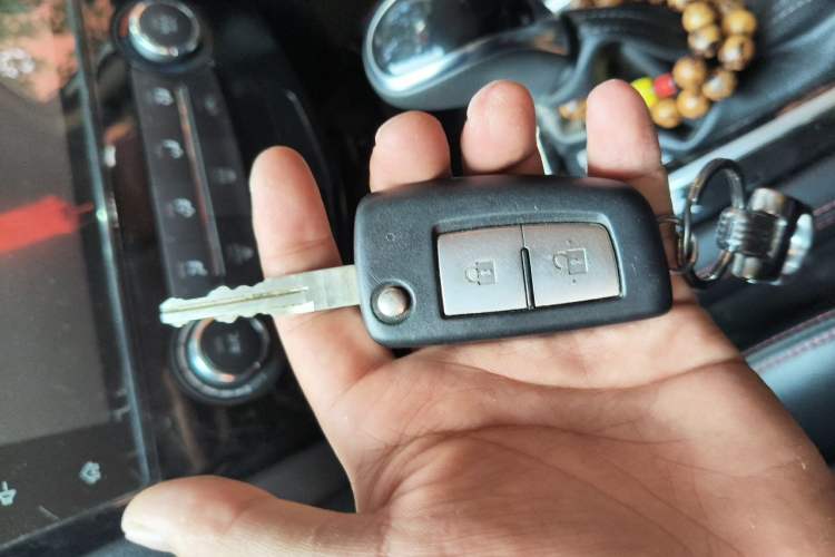 Used Nissan Qashqai 2019 2.0L CVT Smart Enjoyment Version Vehicle Key