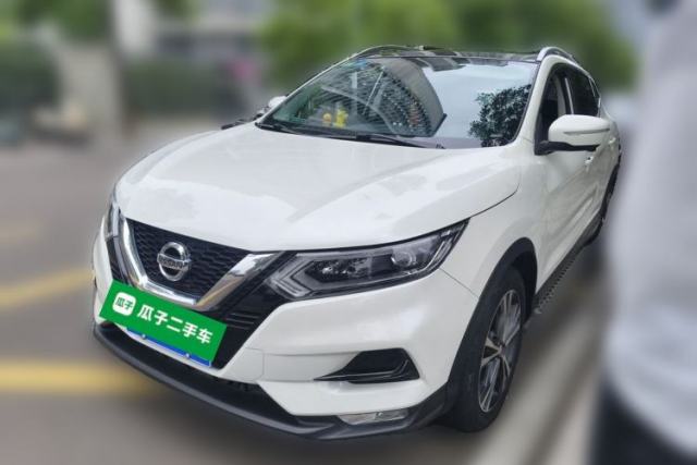 Ojetý Nissan Qashqai 2019 2.0L CVT Luxury Edition