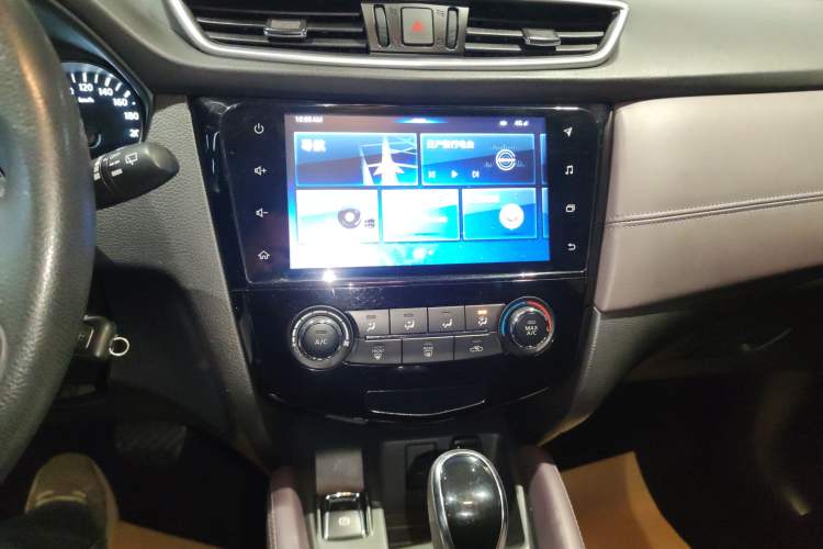 Used Nissan Qashqai 2019 2.0L CVT Smart Enjoyment Version Audio And AC Panel
