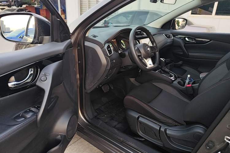Used Nissan Qashqai 2019 2.0L CVT Smart Enjoyment Version Driver Seat