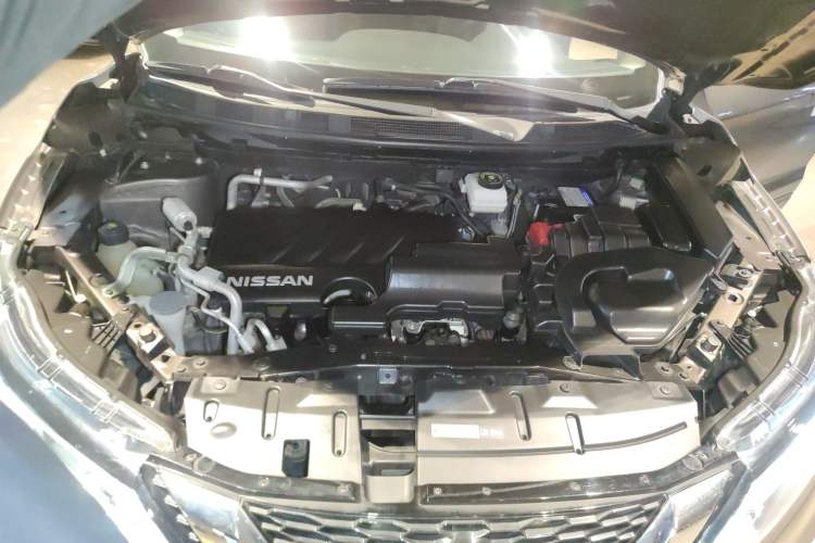 Used Nissan Qashqai 2019 2.0L CVT Smart Enjoyment Version Engine Bay