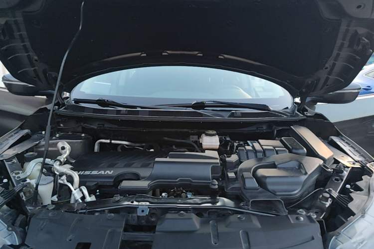 Used Nissan Qashqai 2019 2.0L CVT Smart Enjoyment Version Engine Bay
